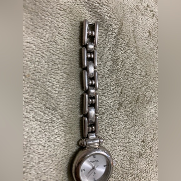 Fossil Watch Bundle Need Batteries - Picture 11 of 13